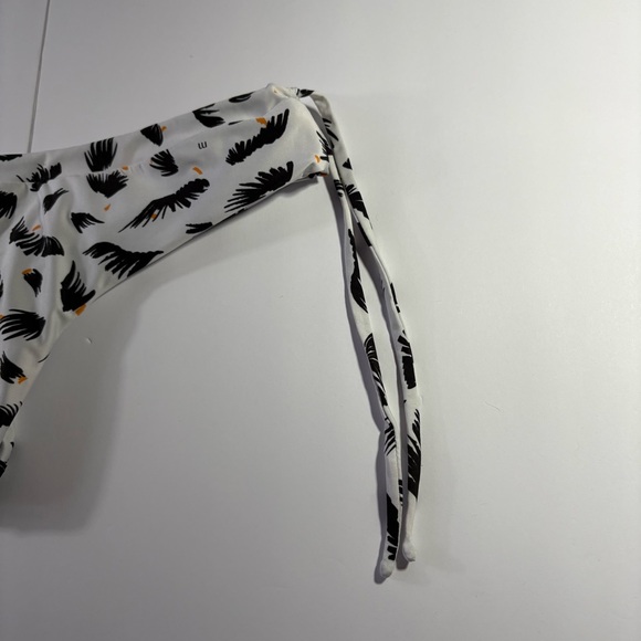 Morena Swim Bottoms White Black Bird Wing Brazilian Thong Scrunched Back L Bikin - Picture 5 of 10